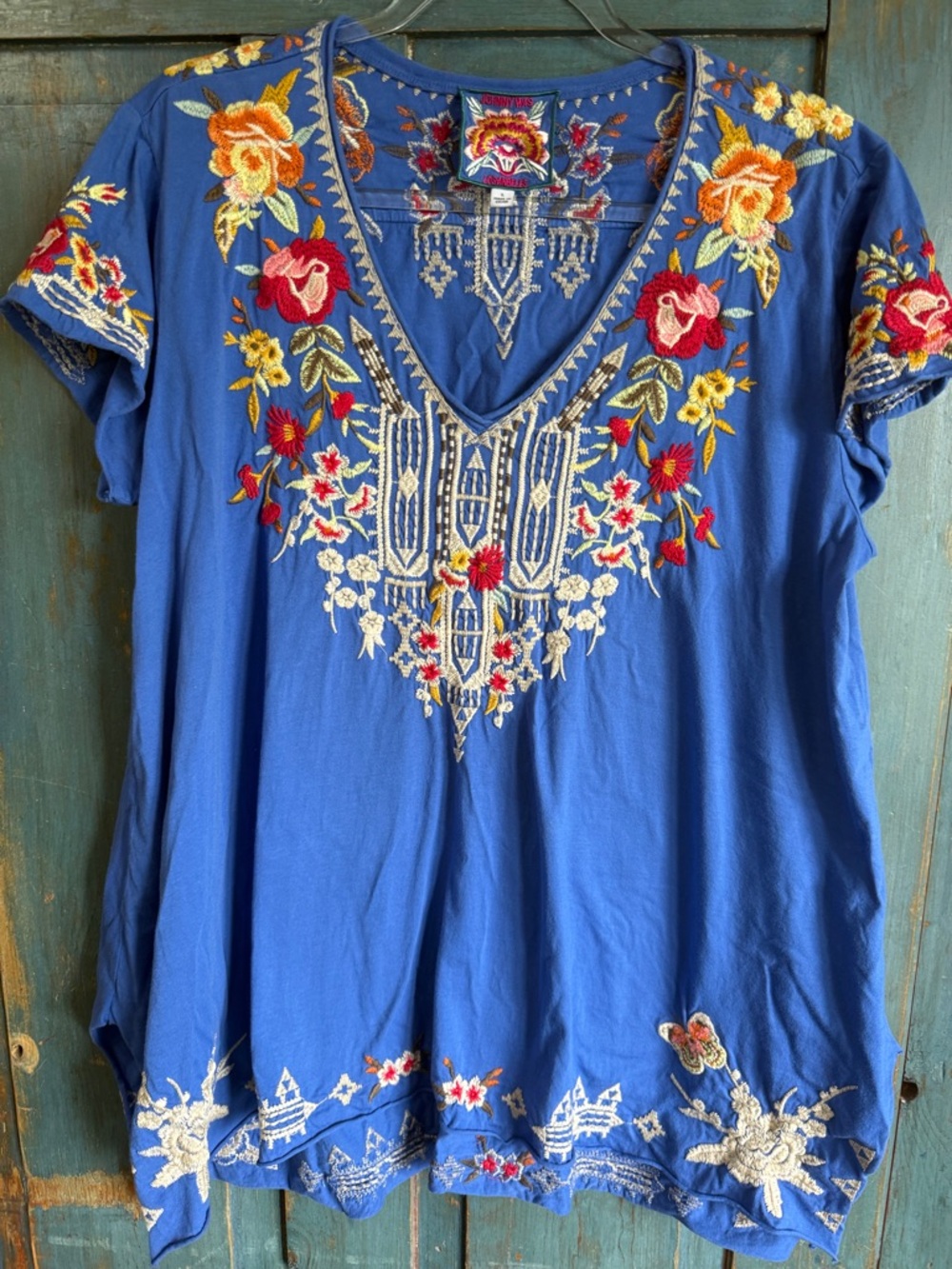 Like New Johnny Was M cotton jersey blue embroidered top